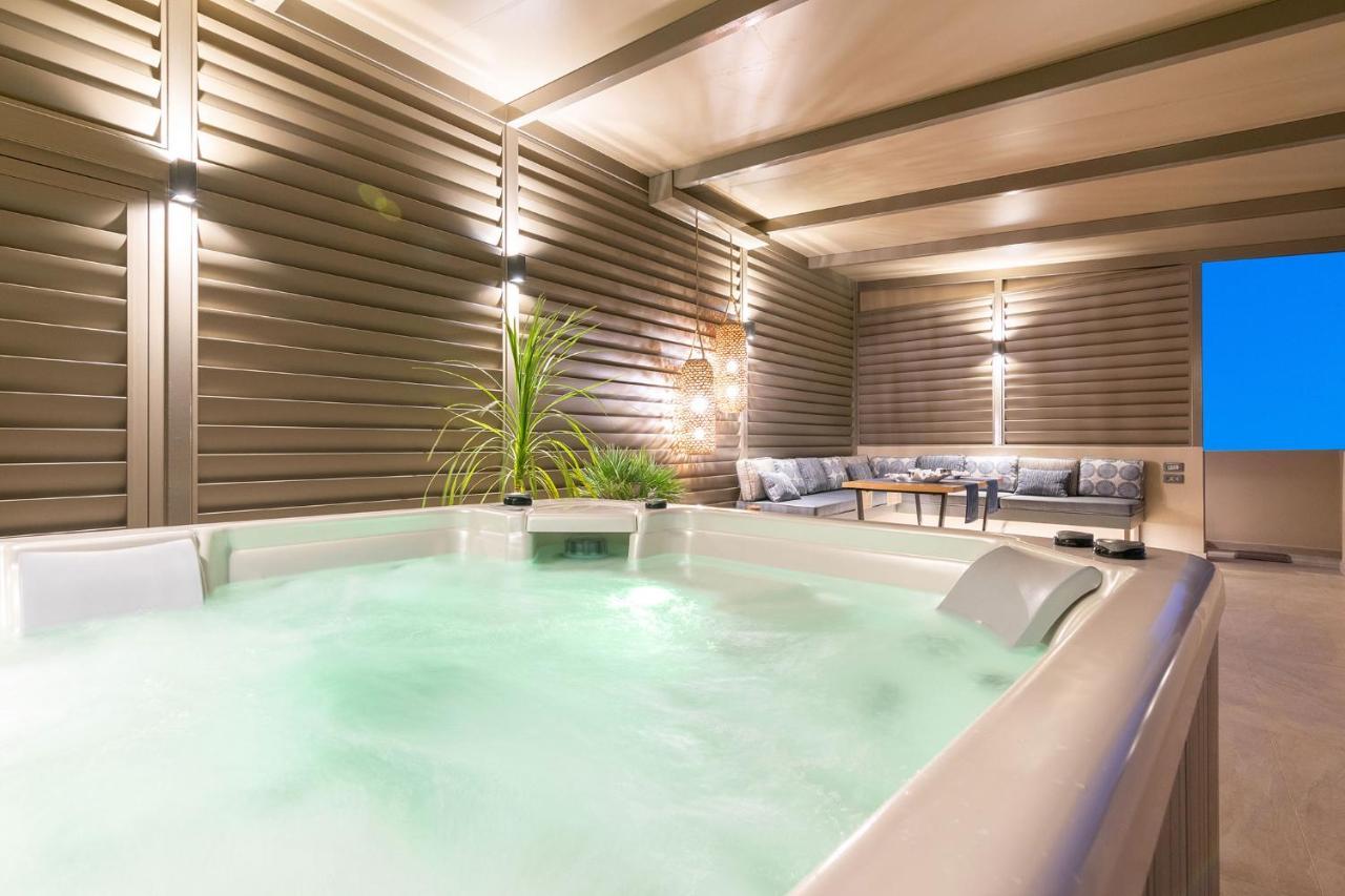 Vedi Town Luxury Apartment Kota Zakynthos Bagian luar foto