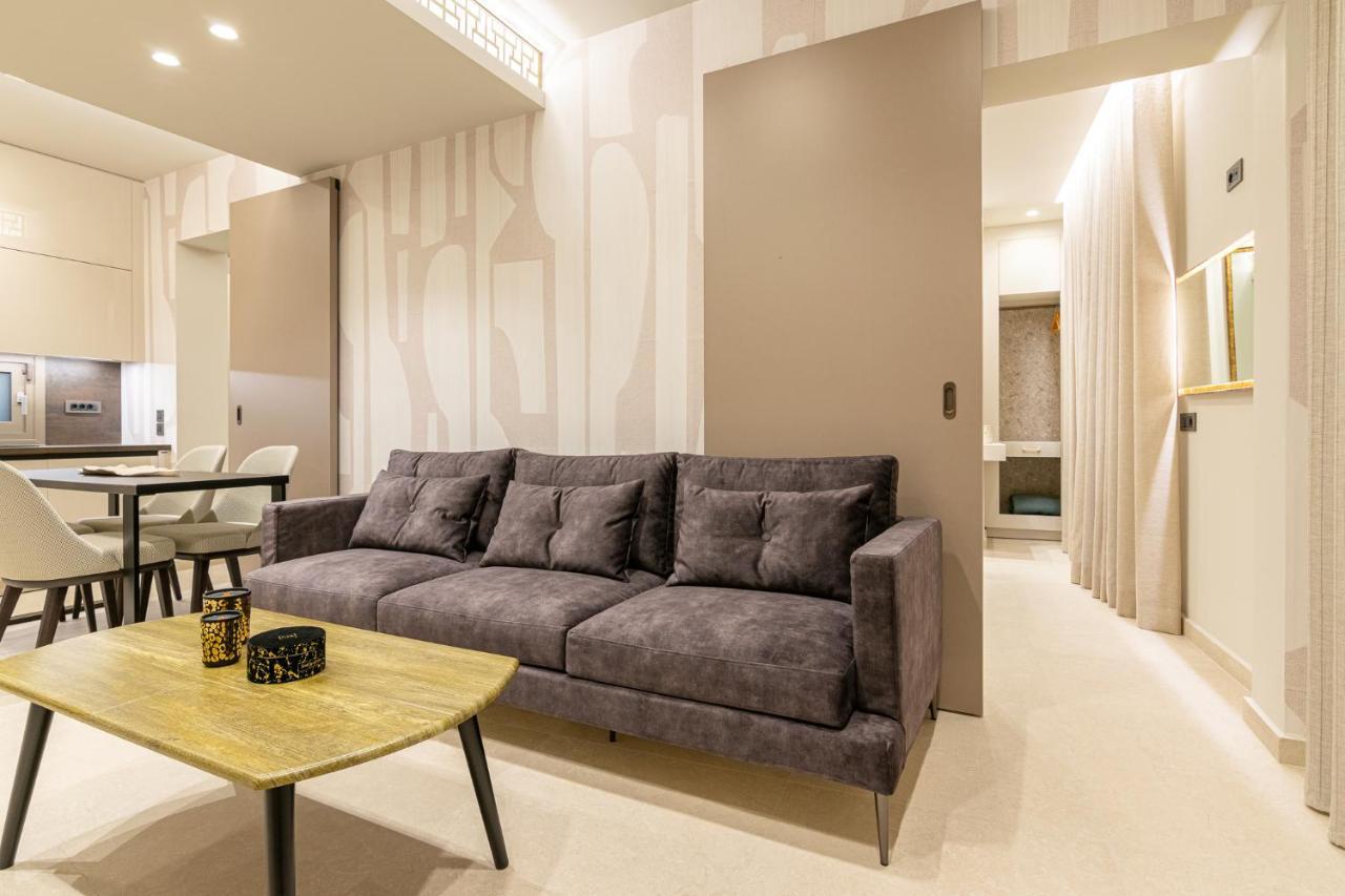 Vedi Town Luxury Apartment Kota Zakynthos Bagian luar foto