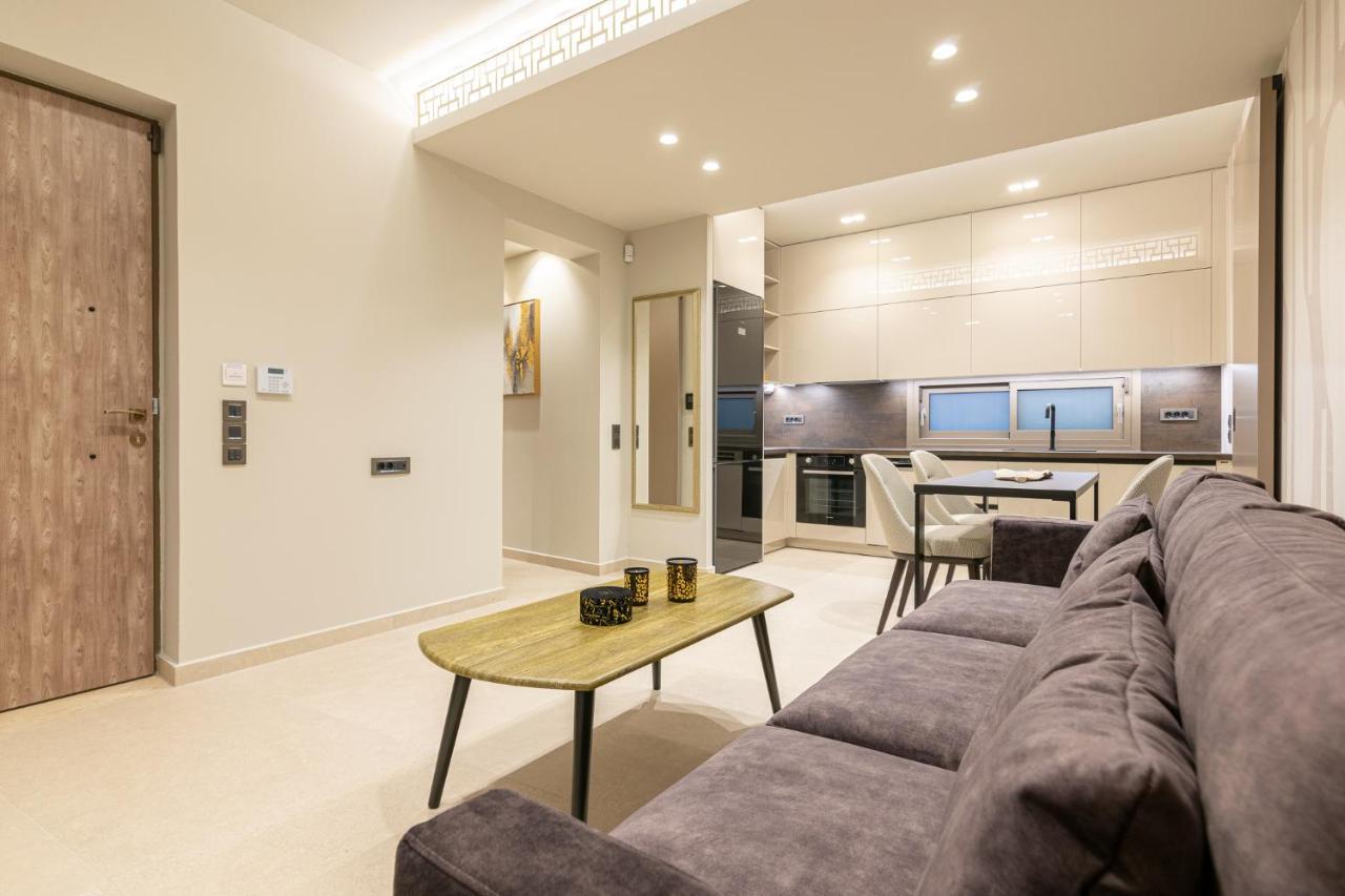 Vedi Town Luxury Apartment Kota Zakynthos Bagian luar foto