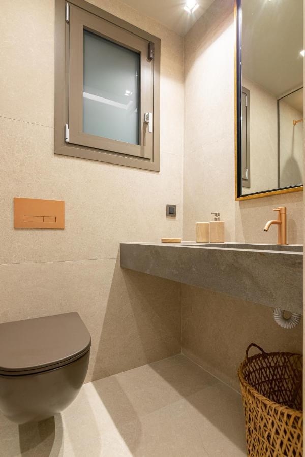 Vedi Town Luxury Apartment Kota Zakynthos Bagian luar foto