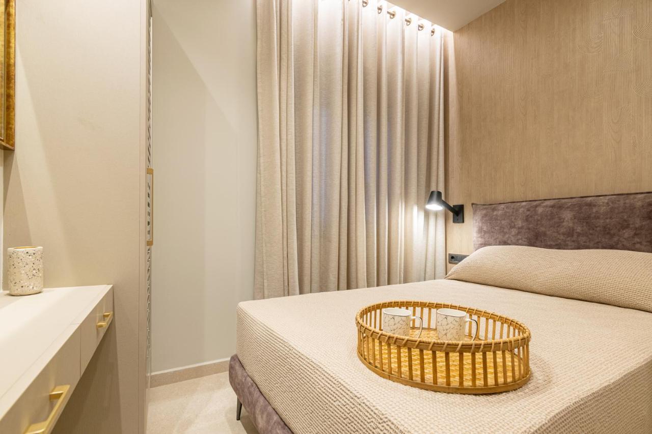 Vedi Town Luxury Apartment Kota Zakynthos Bagian luar foto